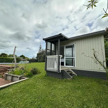 Almost Coastal Waiuku Exterior photo