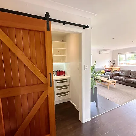 Almost Coastal Waiuku Exterior photo
