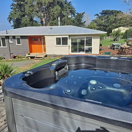 Almost Coastal Waiuku Exterior photo